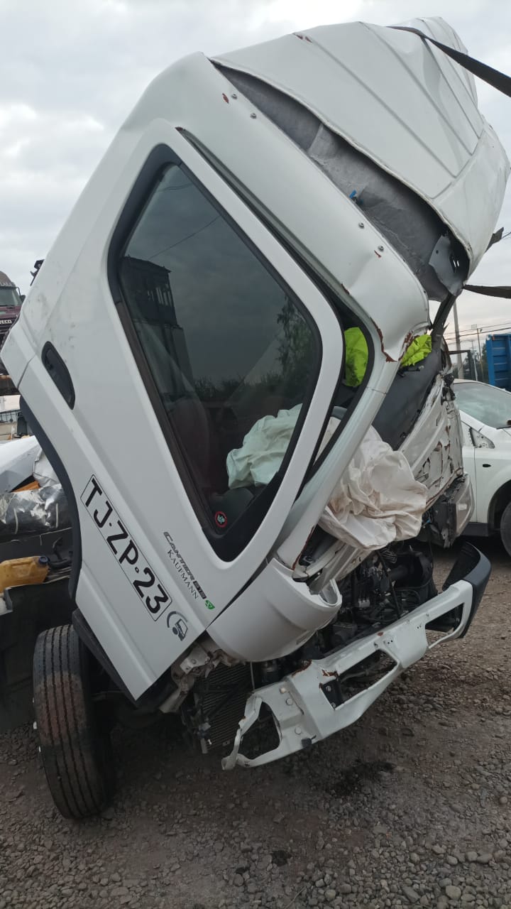  Mitsubishi FUSO CANTER 915 2016    EN DESARME